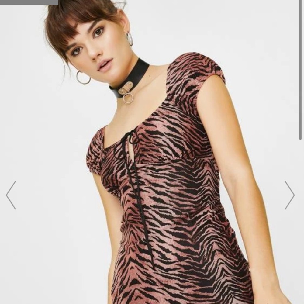 Dolls kill black leopard gala dress. Tiger print size small. Stretch.